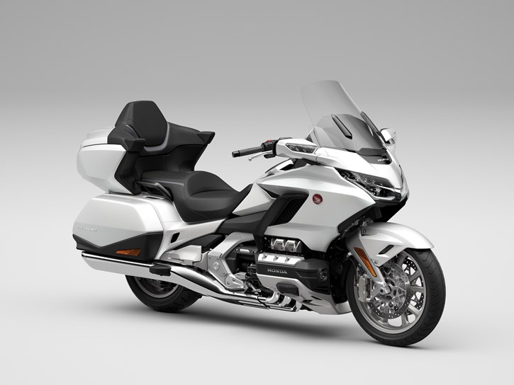 GL 1800 Gold Wing ‘Tour’ Pearl Glare White